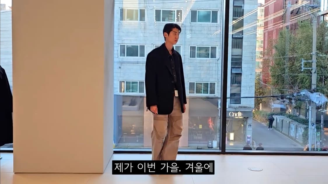 [1회 착용] 무탠다드 울 블렌드 멜톤 대디 숄더 오버사이즈 블레이저 상품이미지6