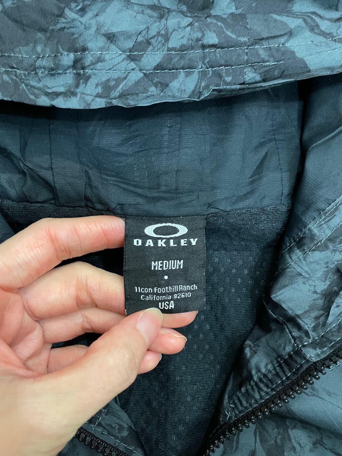 오클리 OAKLEY 고프코어 패턴 바람막이 상품이미지7