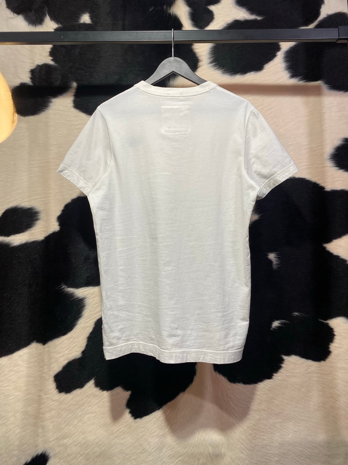 Abercrombie 베이직 로고 자수 브이넥 반팔티셔츠 상품이미지5