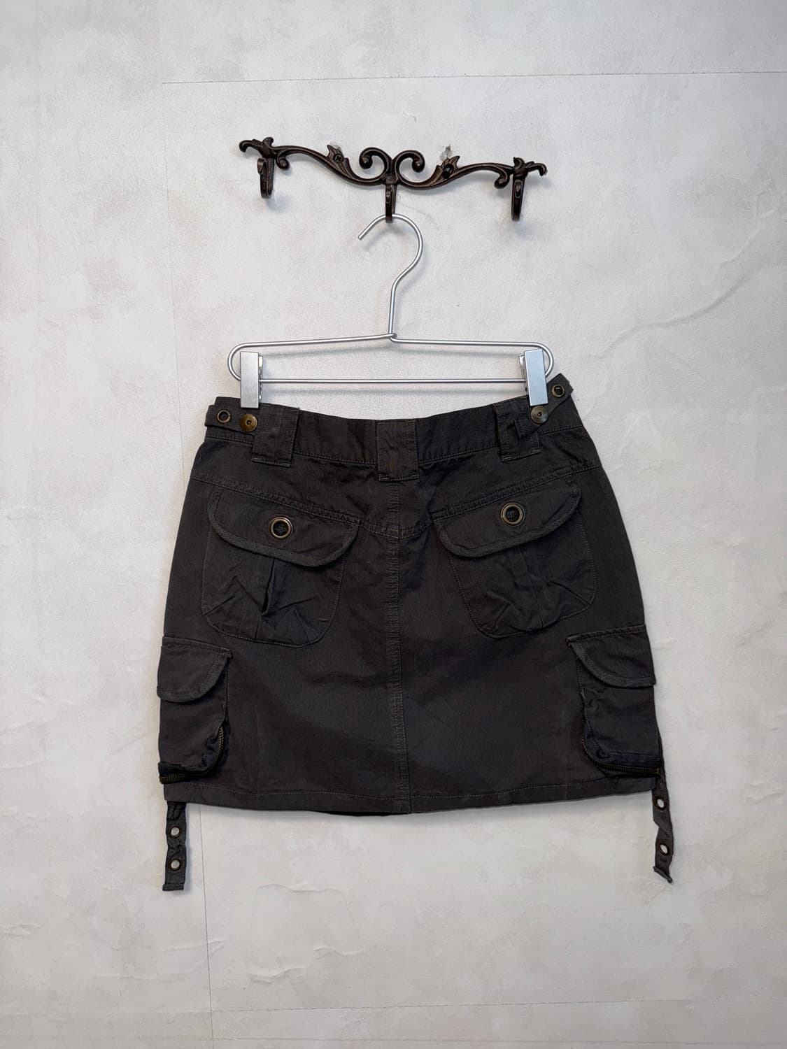Deep charcoal brown pocket cargo mini sk 상품이미지4