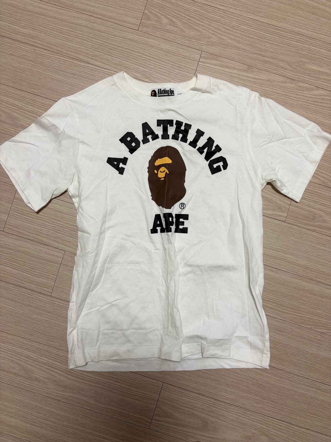 에이프 반팔  상품이미지1