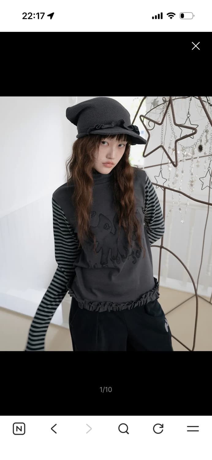 허그유어스킨 드로잉 프릴 폴라 탑 (차콜 블랙) 상품이미지3