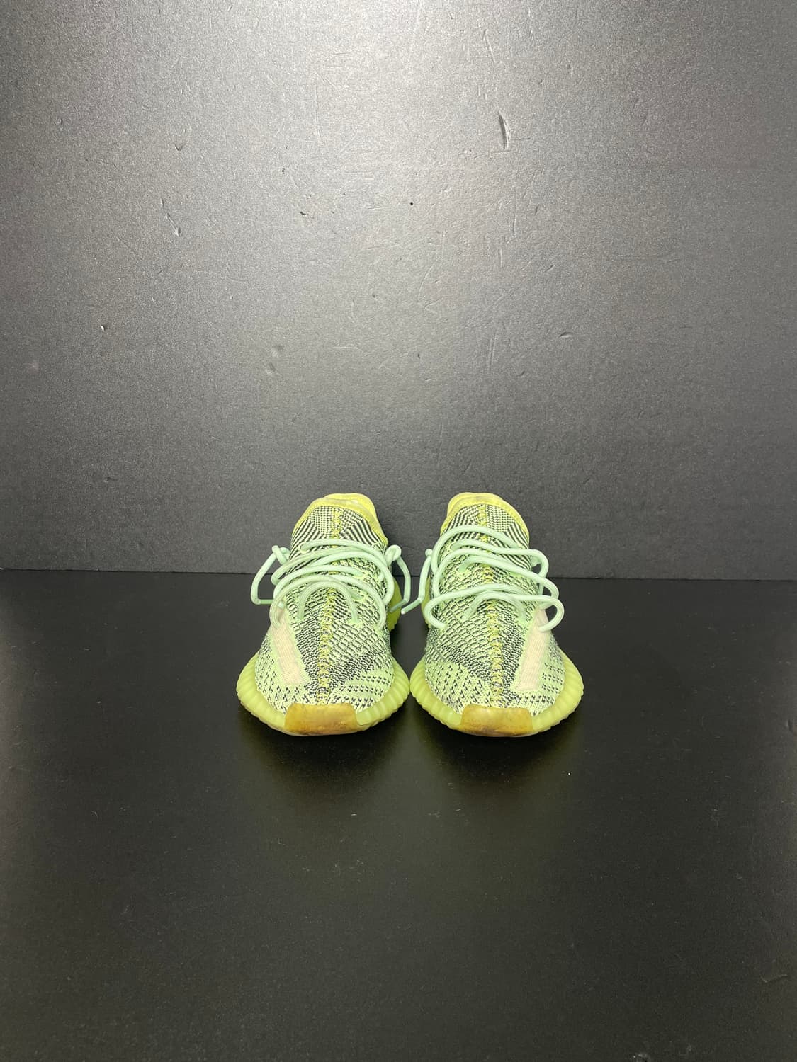 [245] 아디다스 이지부스트 350 V2 이즈릴 상품이미지2