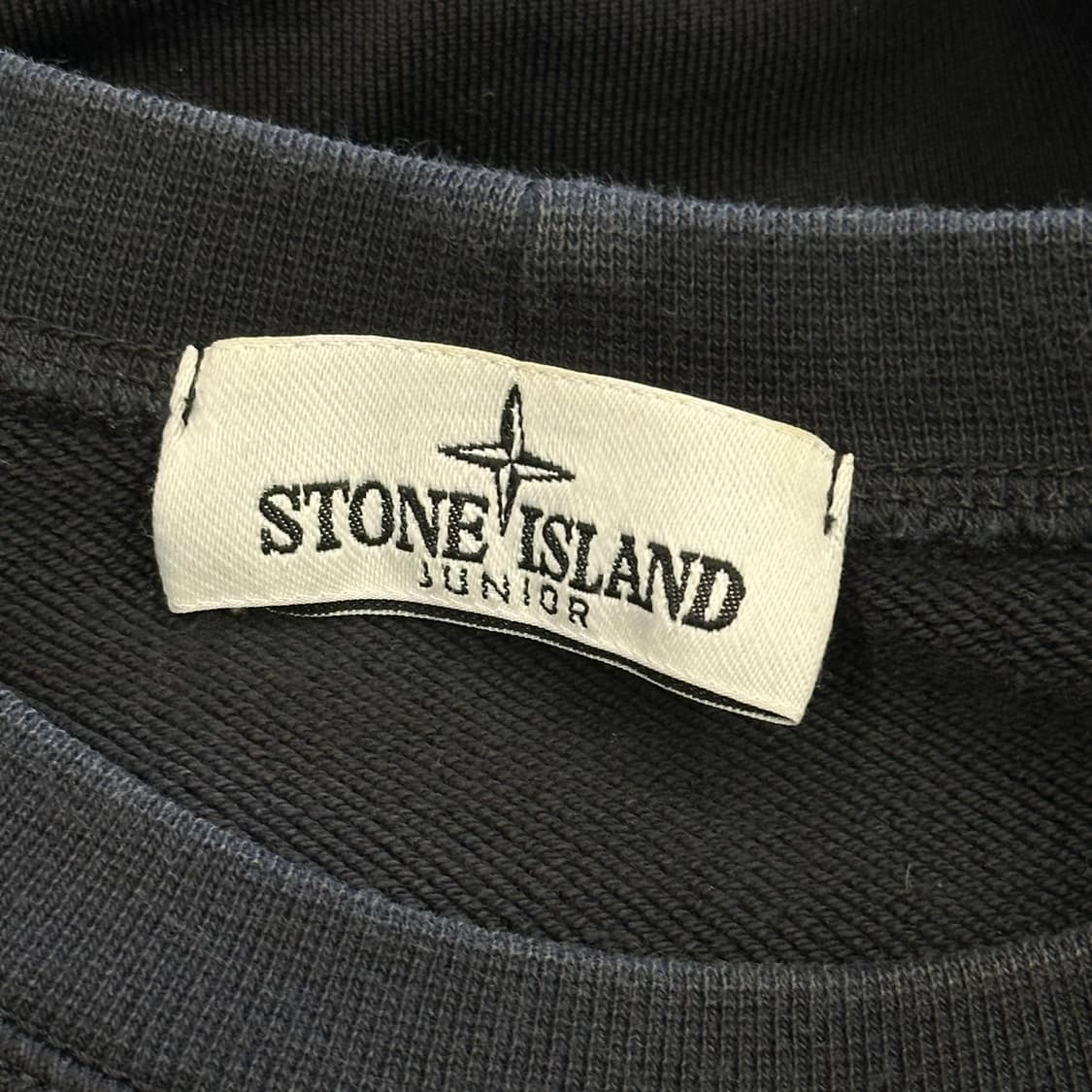 10 스톤아일랜드 여성용 블랙 맨투맨 상품이미지4