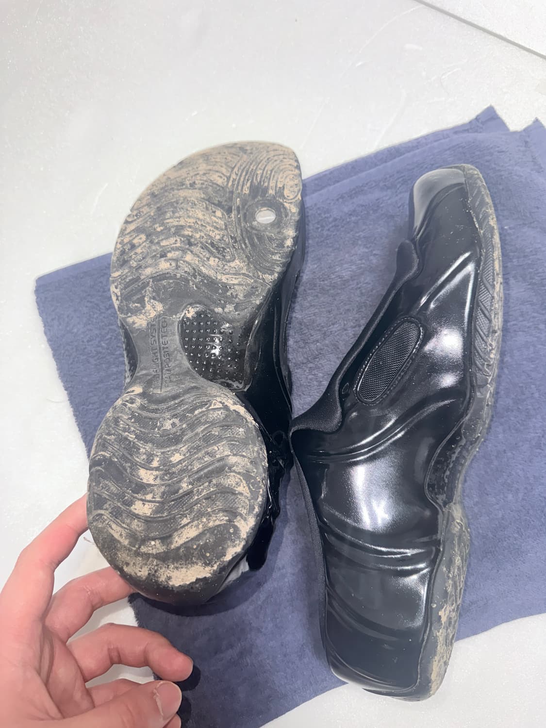 나이키 x 슈프림 클로그포짓 285 상품이미지4