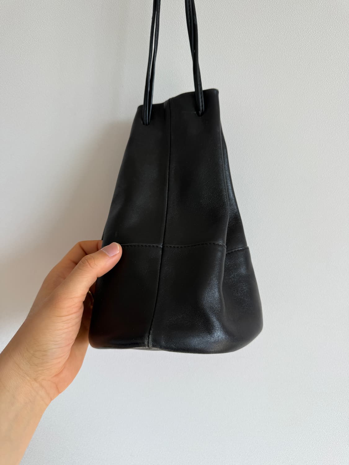 아카이브앱크(Archivepke) 레더 복조리백 상품이미지4