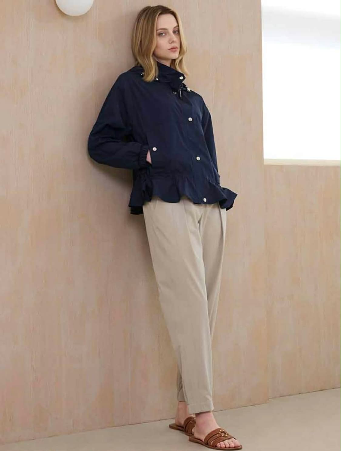 [90] 시슬리 25ss 신형 아이콘 로고 네이비 숏 셔링 자켓 상품이미지4