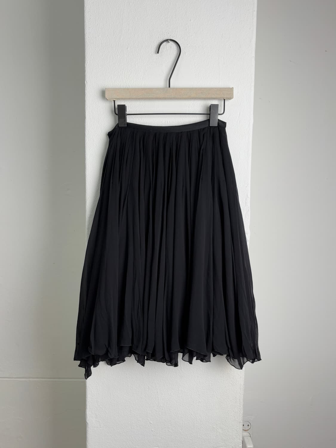 DEUXIEM CLASSE Black Silk Pleats Skirt 상품이미지1