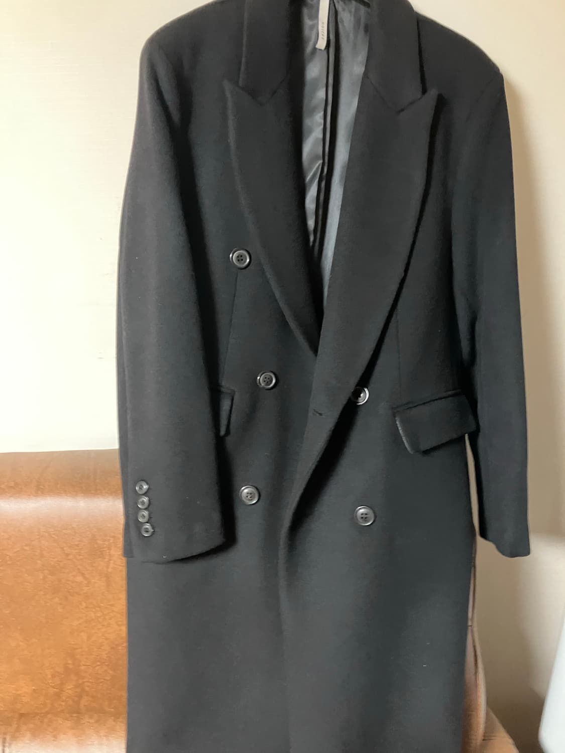 노이어 캐시미어 더블 브레스티드 코트 (블랙) 48사이즈 팔아요 상품이미지4