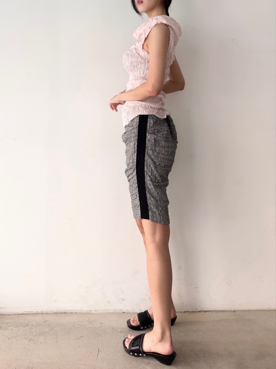 Off-shoulder pleats top / baby pink 상품이미지6