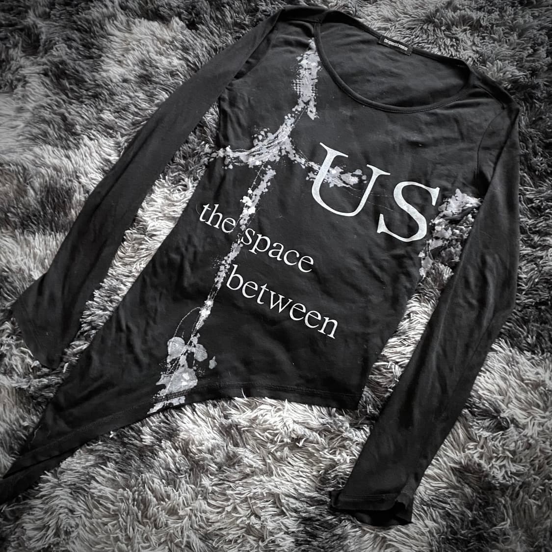 The space between us longsleeve  상품이미지3