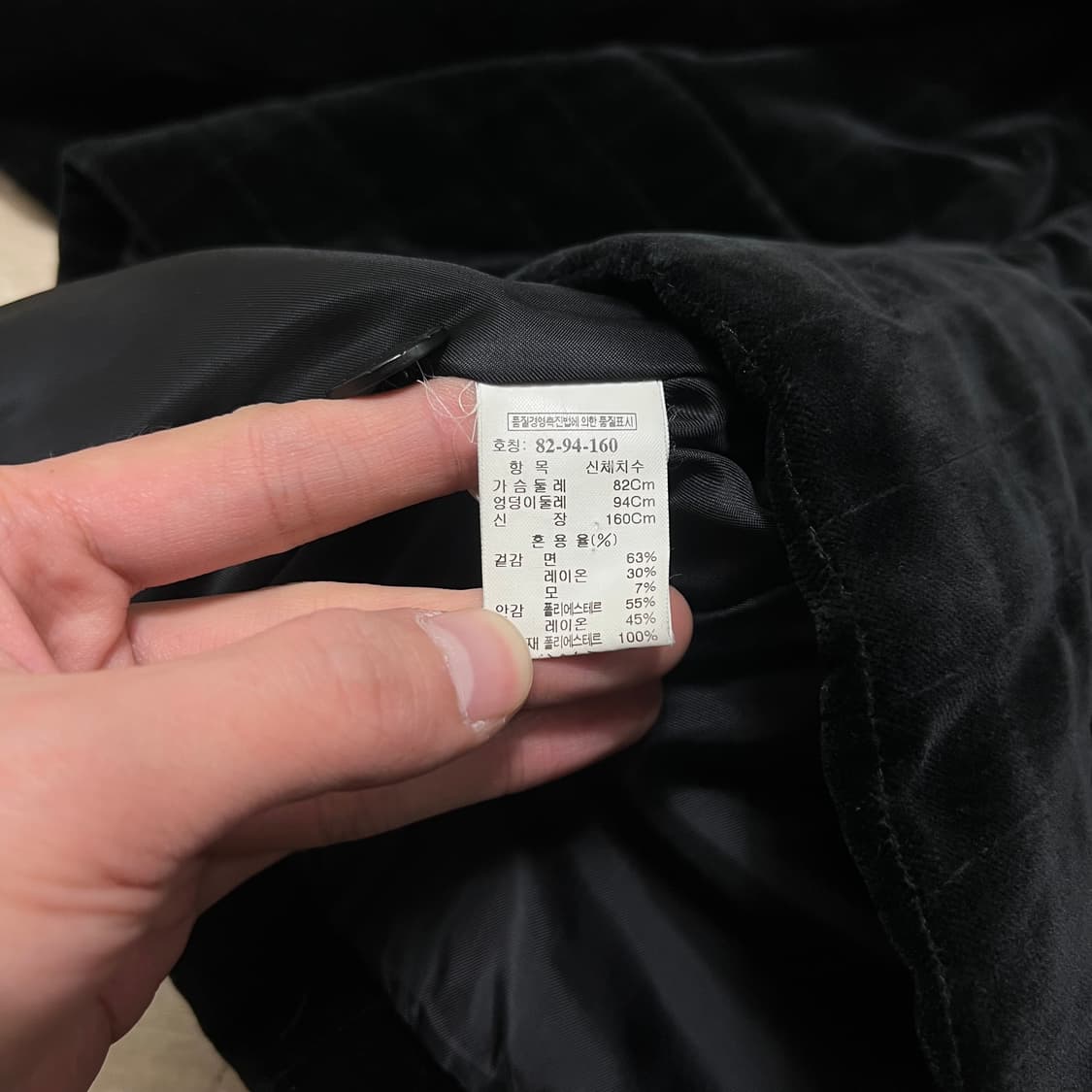 한섬 타임 여성 차이나카라 싱글 벨벳자켓 [블랙] 82-94-160 상품이미지5