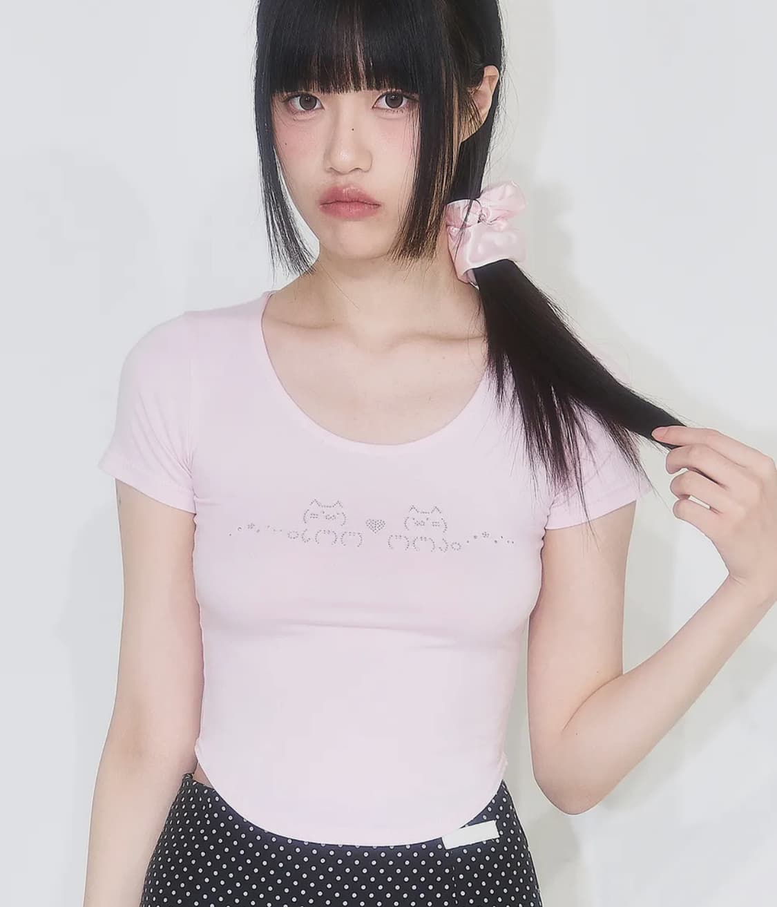 일리코 냥코 핫픽스 핏티드 티셔츠 핑크 상품이미지1