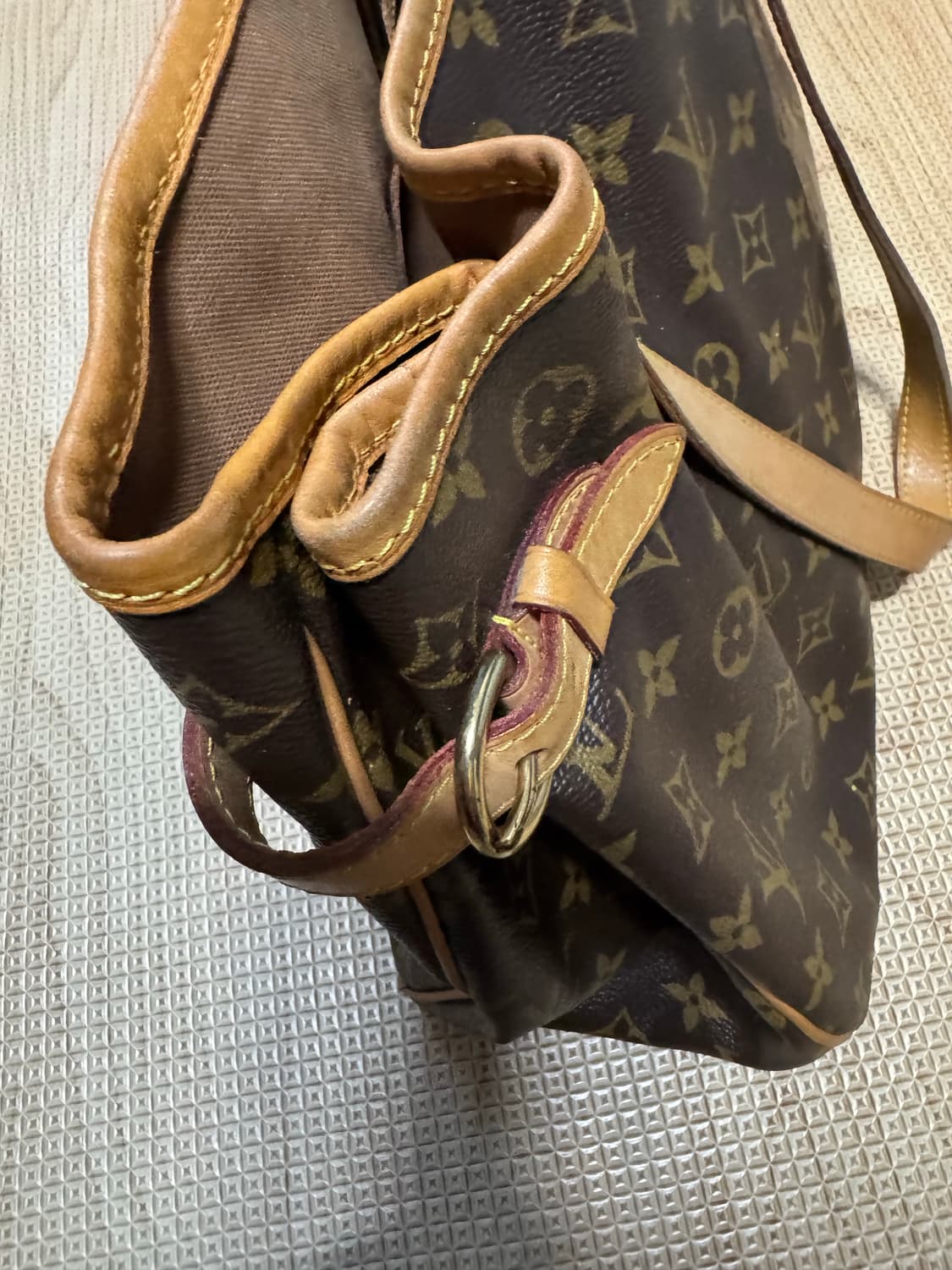 루이비통 베티놀즈 호리즌탈 숄더백 상품이미지2