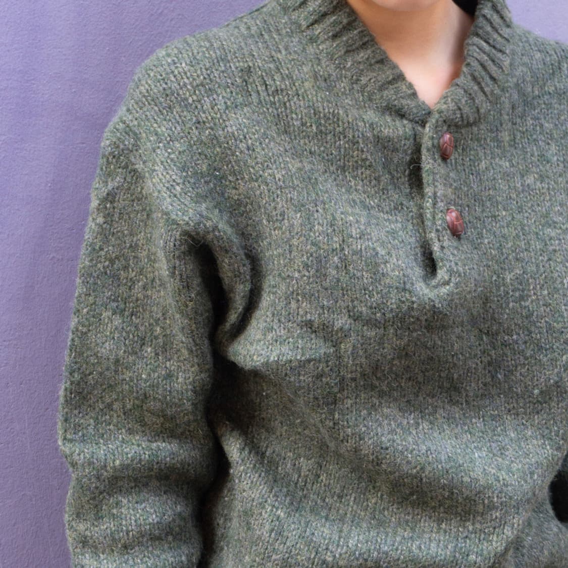 우드 버튼 헨리넥 니트 상품이미지2