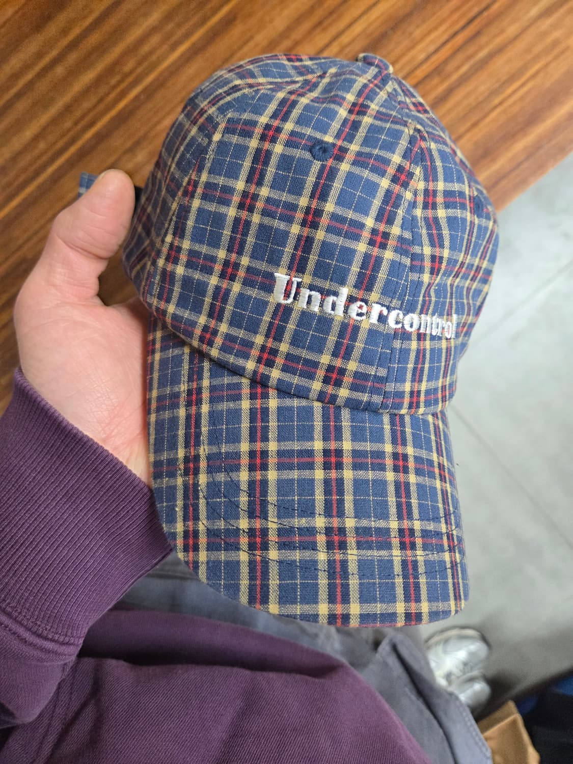 언더컨트롤 자수로고 체크 모자 프리  상품이미지6