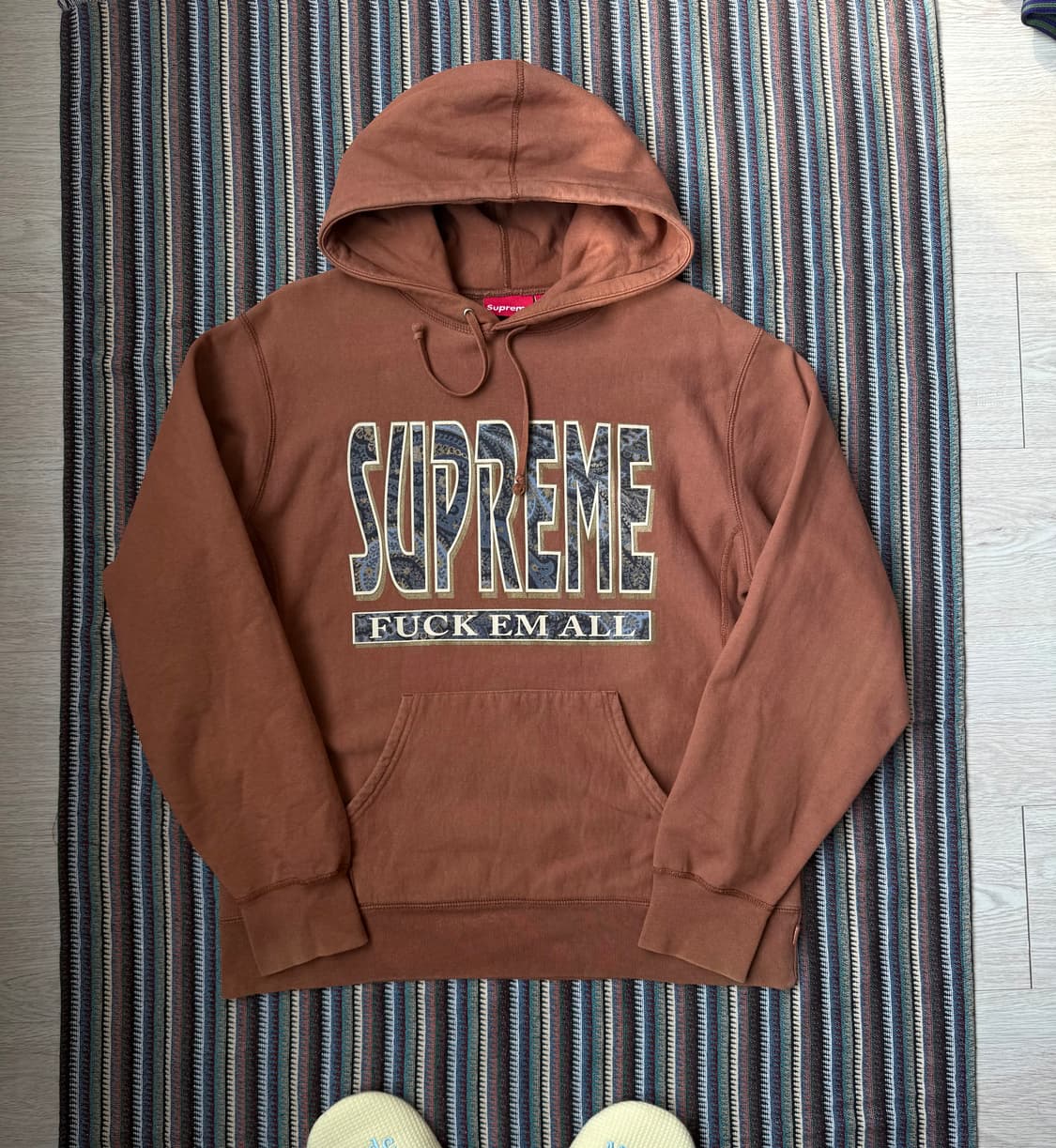 슈프림 퍽 엠 후드티 상품이미지4