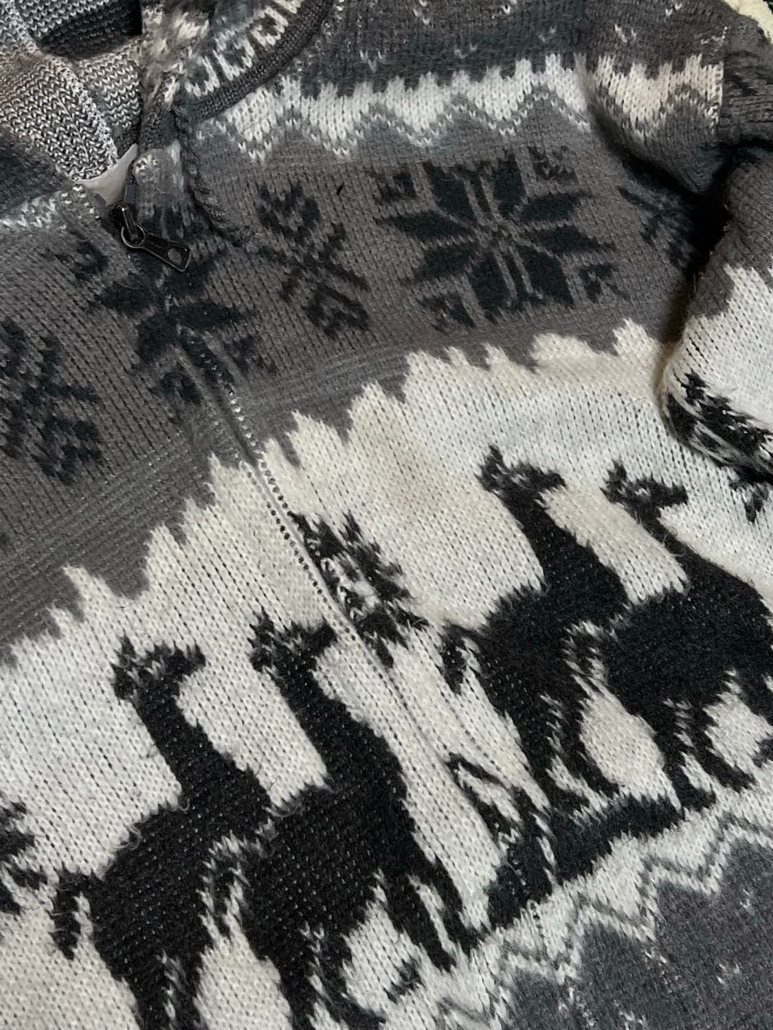 Alpaca Ecuador zip-up hooded sweater 상품이미지4