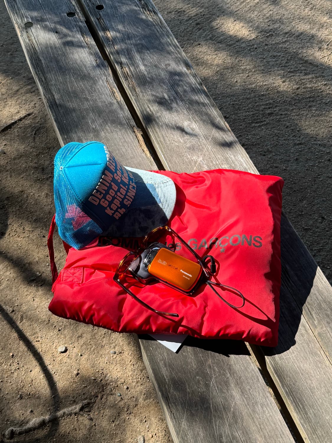 꼼데가르송 아오야마 패딩 토트백 레드 상품이미지1