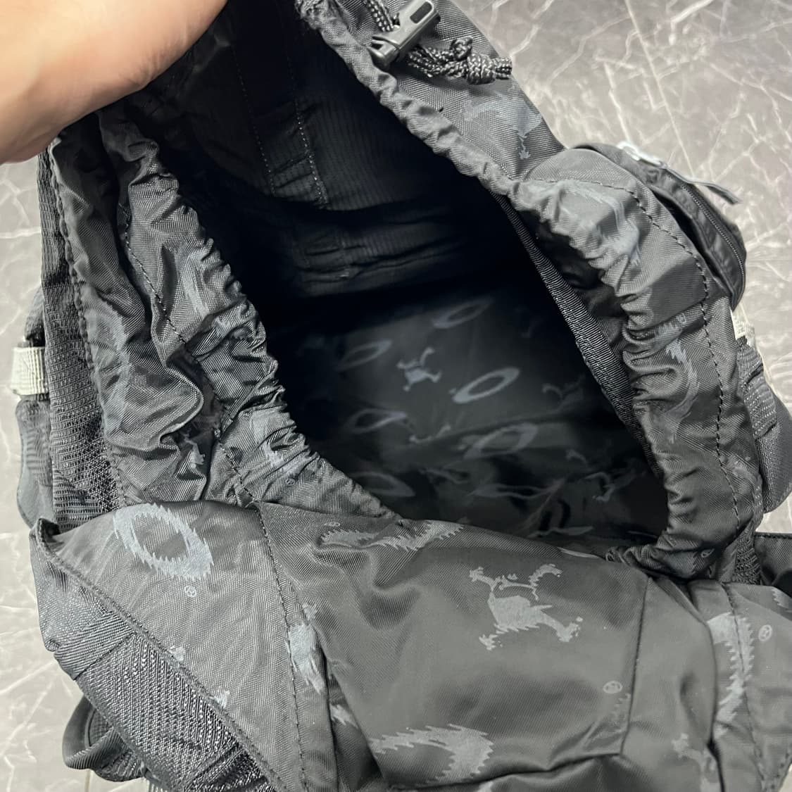 오클리 택티컬 유틸리티 테크 기어 백팩 상품이미지8