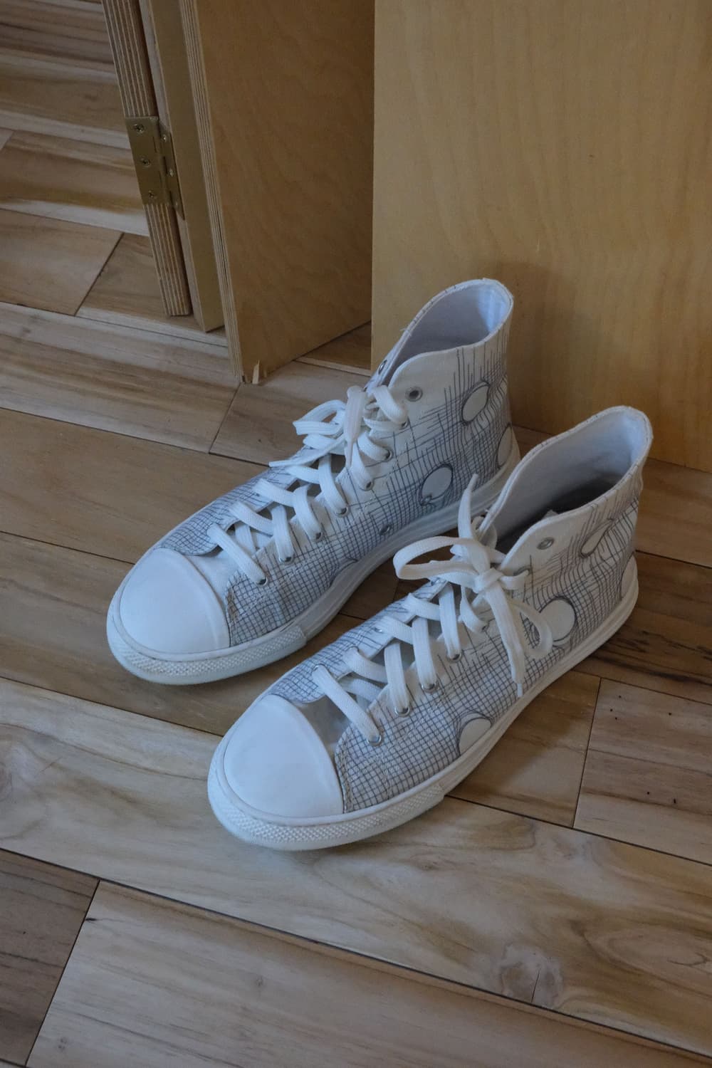 Graphic Circle Patched High-Top Sneakers 상품이미지5