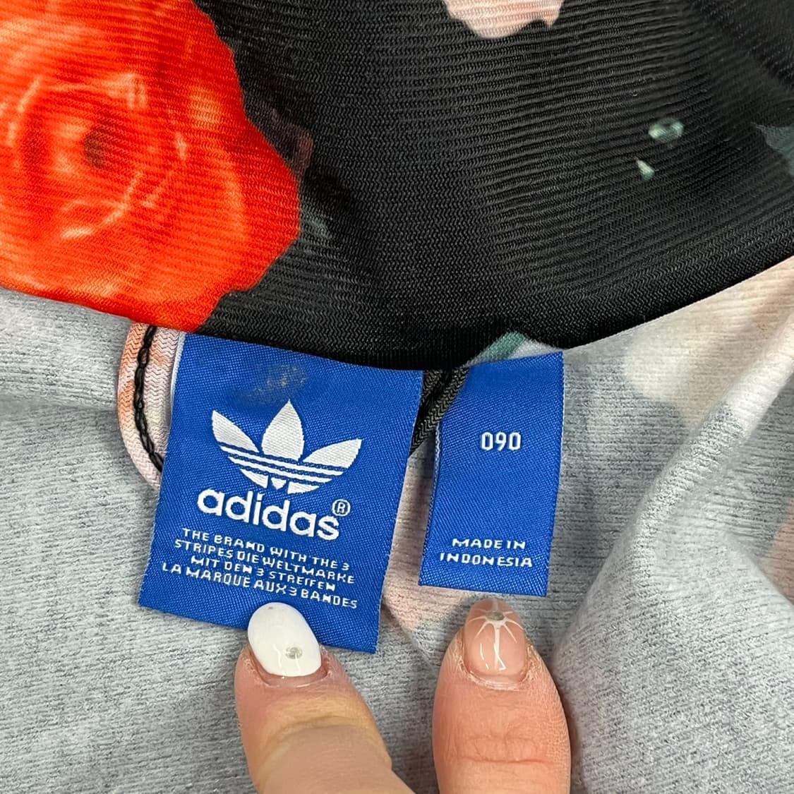 [정품/90] 아디다스 플라워 프린팅 트랙탑 져지 b17 상품이미지5