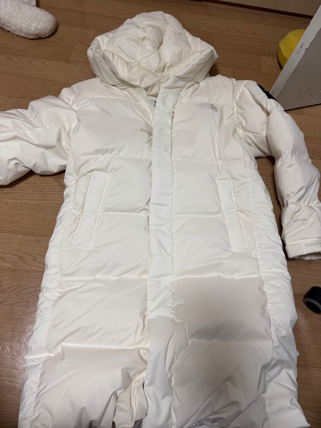 노스페이스 롱패딩 크림 95 팝니다 상품이미지1