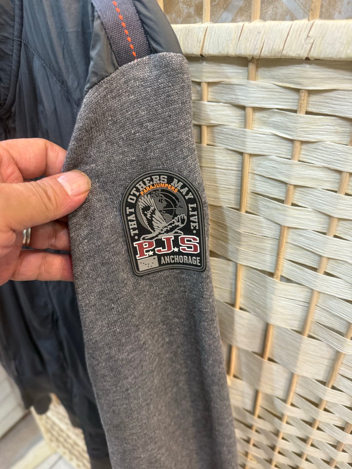 105 정품 파라점퍼스 바막집업 팝니다 상품이미지4