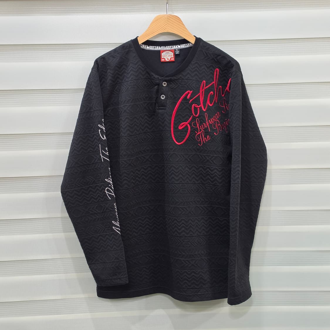 GOTCHA 레터링 자수 롱슬리브- XL 상품이미지1