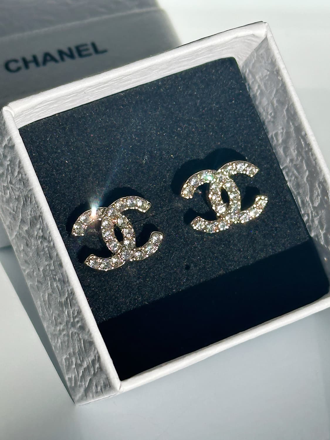 샤넬 크리스탈 귀걸이 골드 업사이클링 상품이미지1