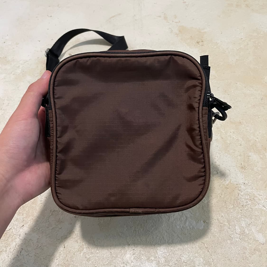 칼하트 나일론 크로스백 상품이미지3