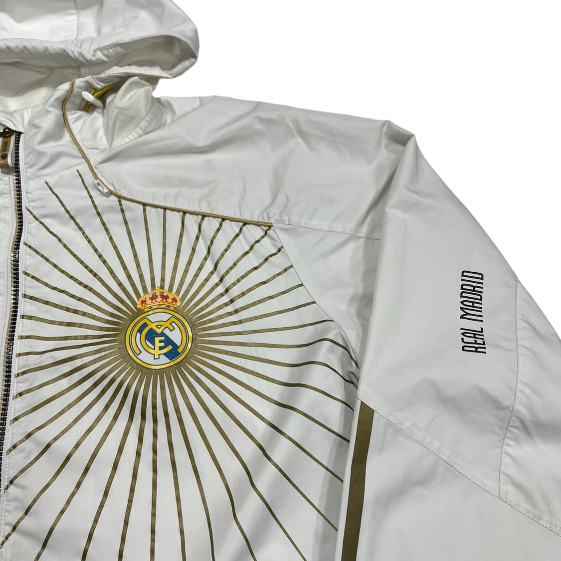 아디다스 레알마드리드 축구 바람막이 상품이미지2