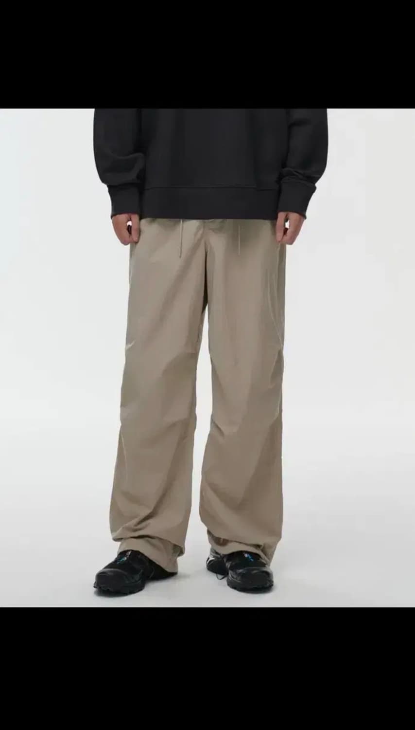 [새상품] 나일론 파라슈트 팬츠 베이지 28 상품이미지1