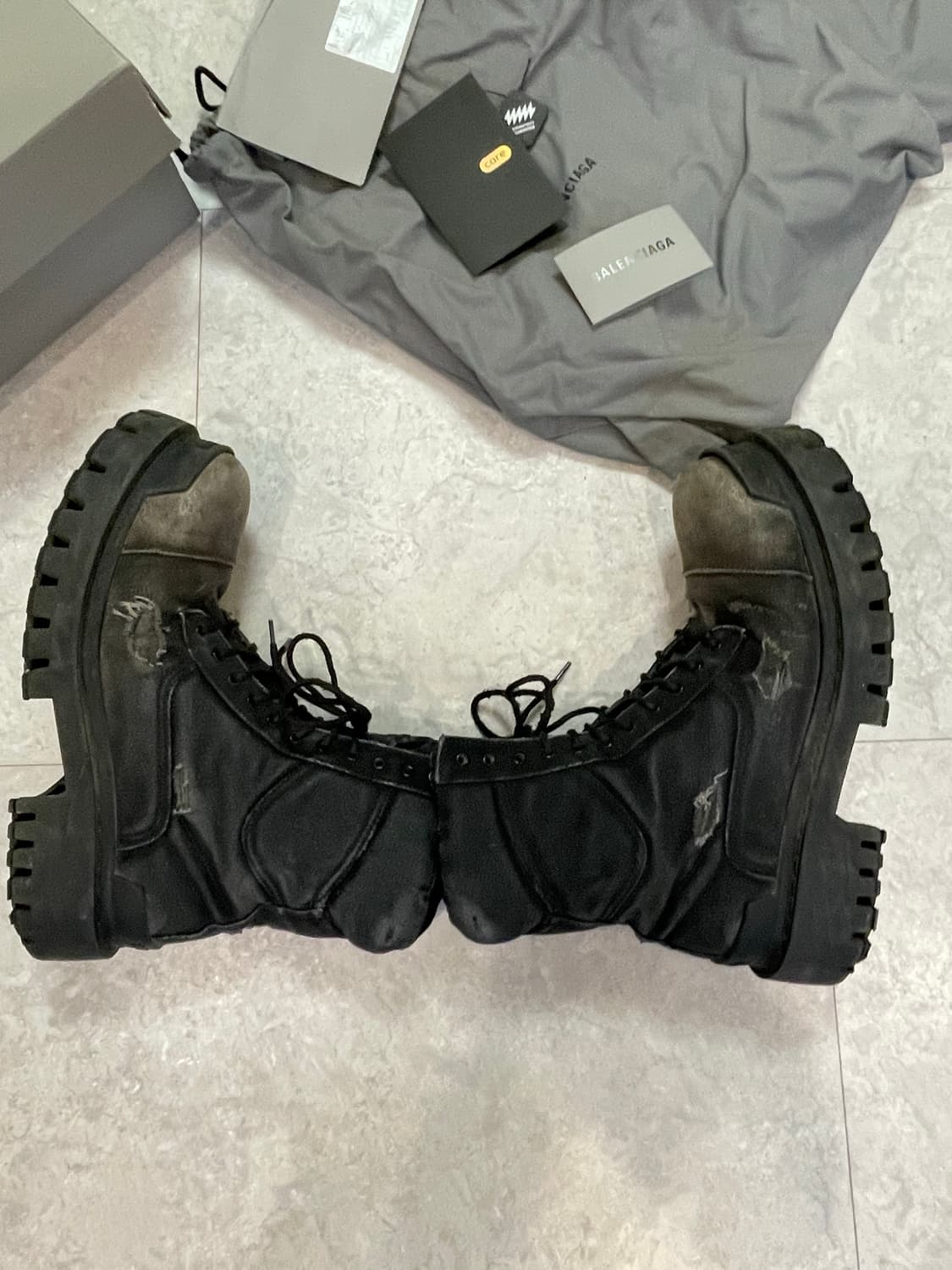 발렌시아가 스트라이크 부츠 43  상품이미지6