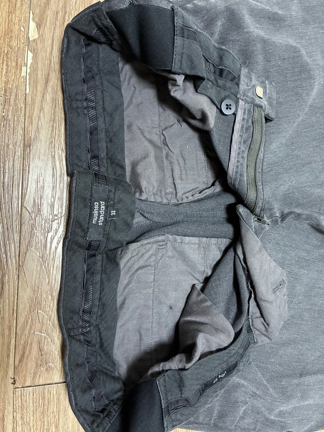 무신사 스탠다드 와이드 슬랙스 32사이즈 그레이 상품이미지3