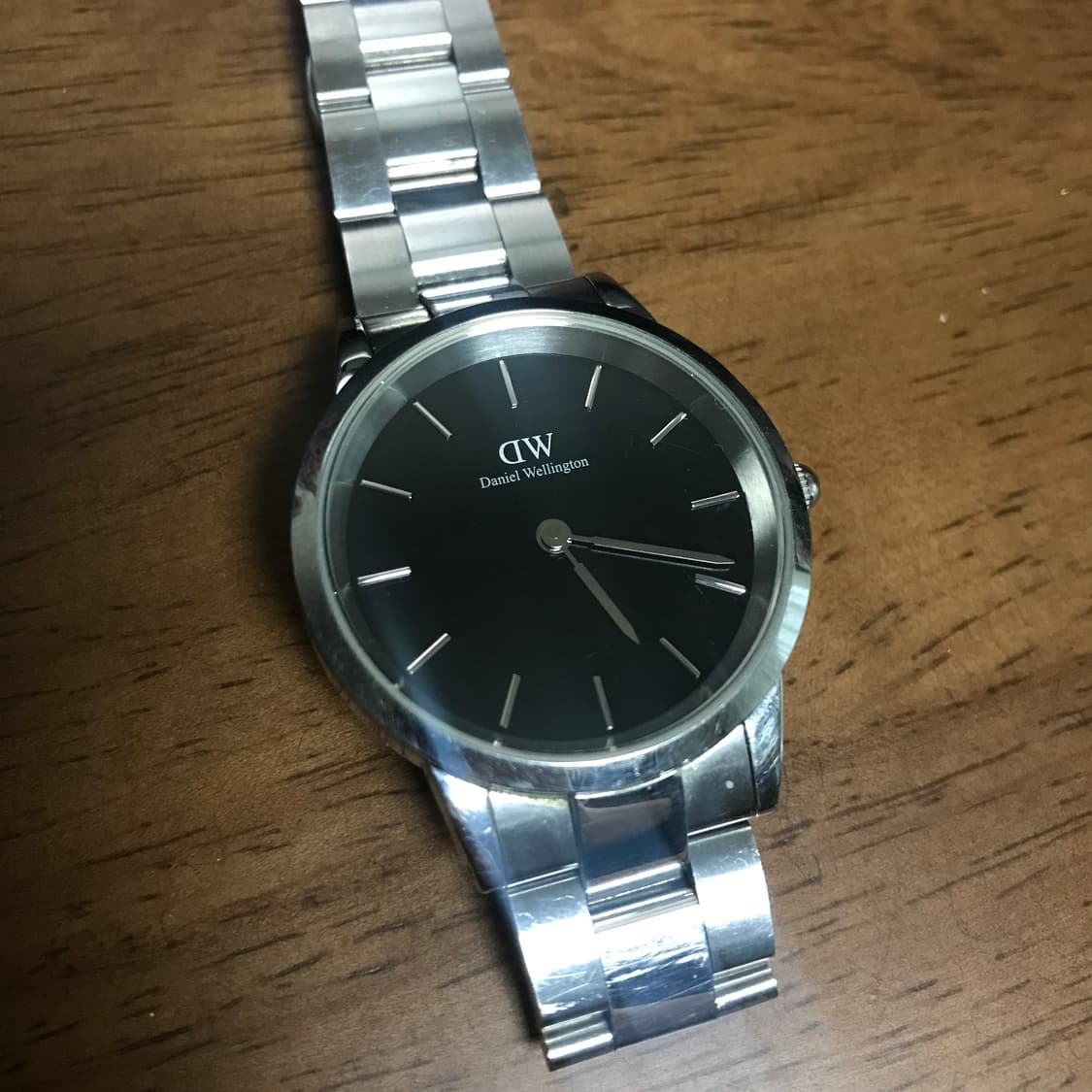 다니엘웰링턴 아이코닉 메탈 시계 36mm 상품이미지4