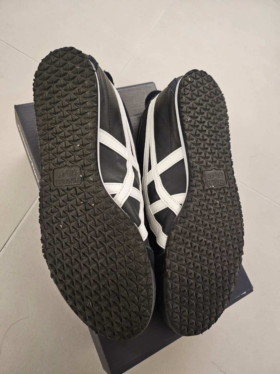 오니츠카타이거 멕시코66 블랙 화이트 상품이미지6