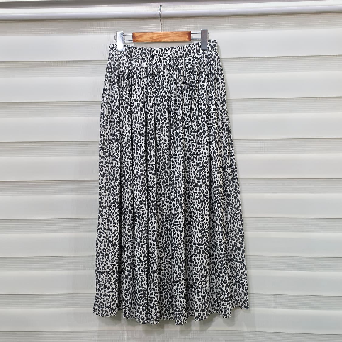 COLONY 2139 밴딩 롱스커트- 우먼프리 상품이미지1