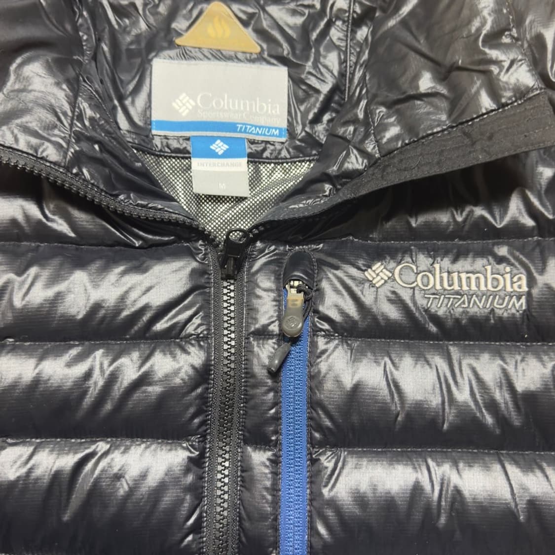 콜롬비아 경량패딩 상품이미지3