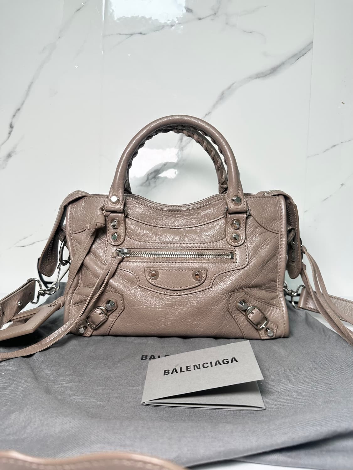 [SA급 정품] 발렌시아가 시티 모터백 미니 베이지브라운 상품이미지7