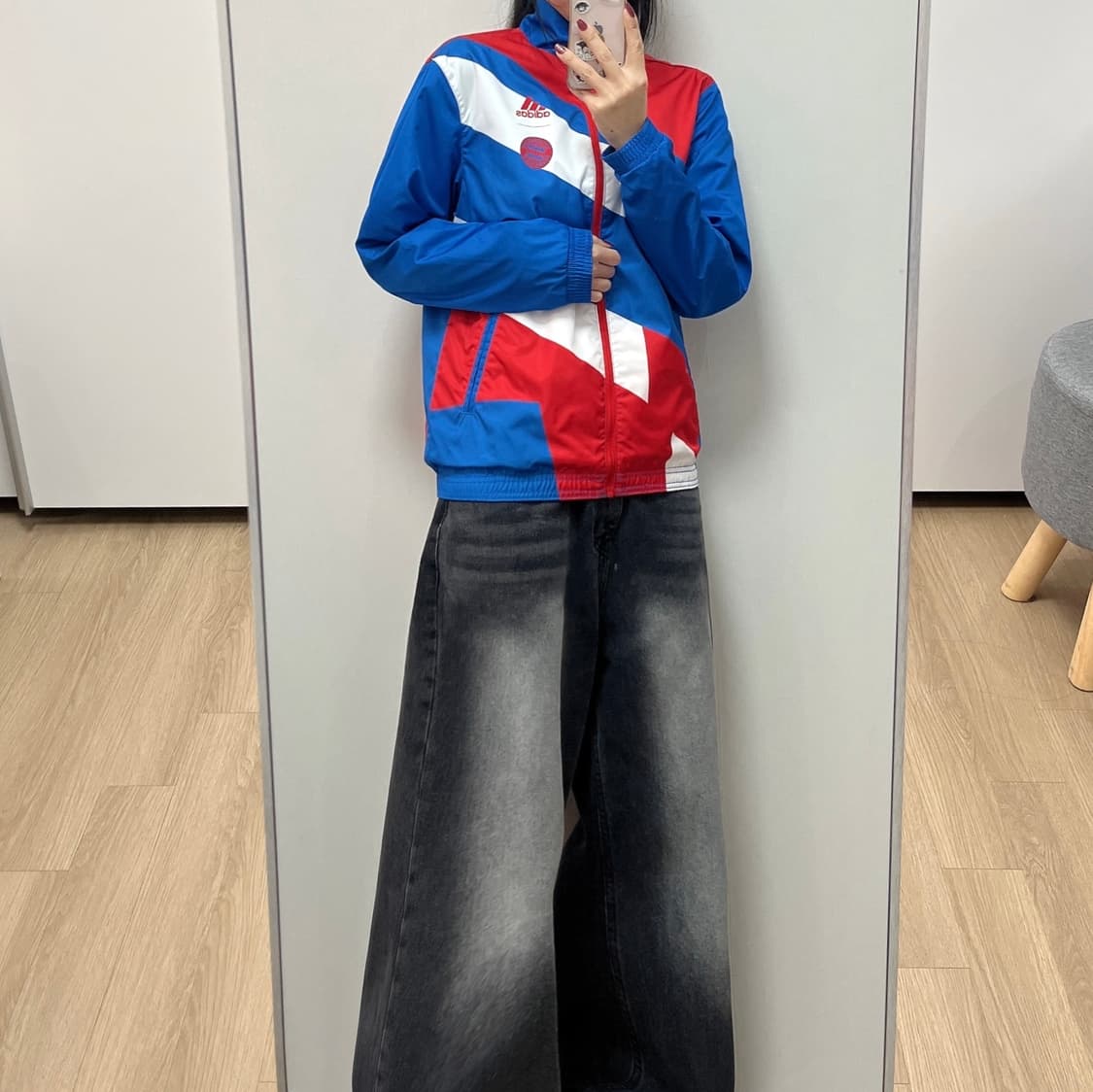 아디다스 22-23 바이에른 뮌헨 앤섬 리버시블 자켓 상품이미지2