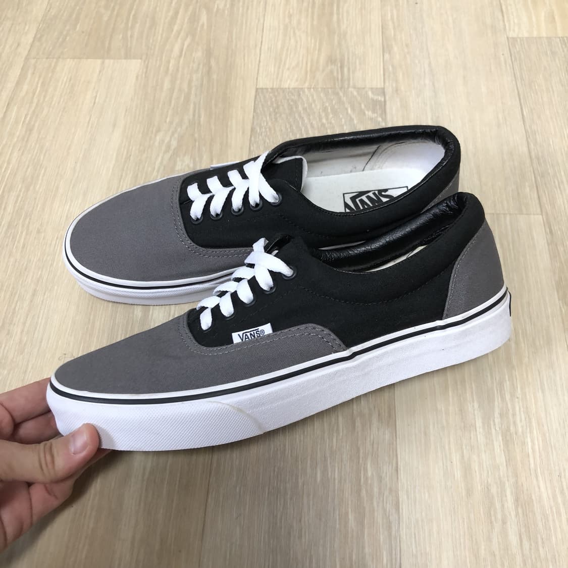 (265) 새상품 반스 VANS 에라 차콜 블랙 상품이미지1