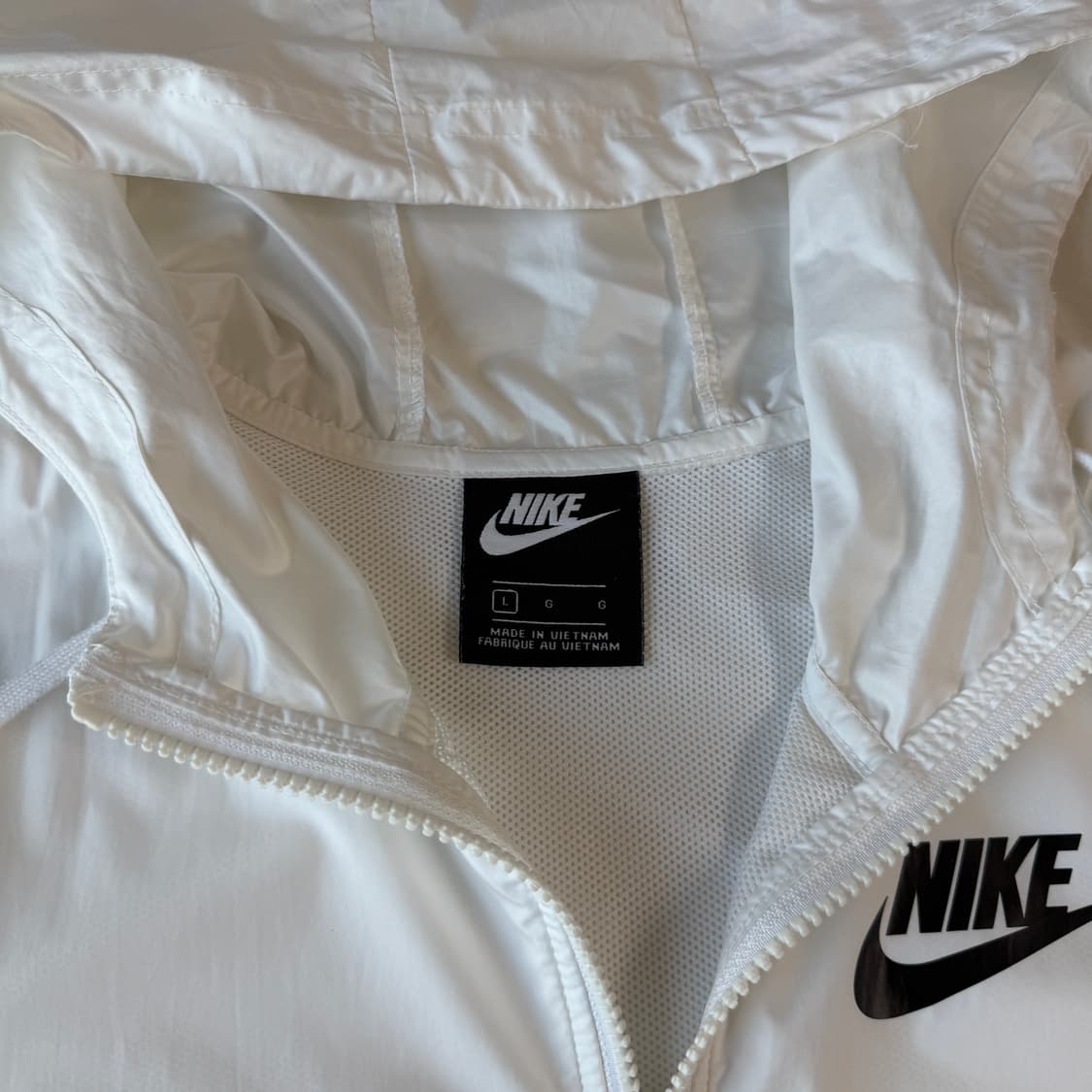 나이키 러닝 화이트 바람막이 L 상품이미지3