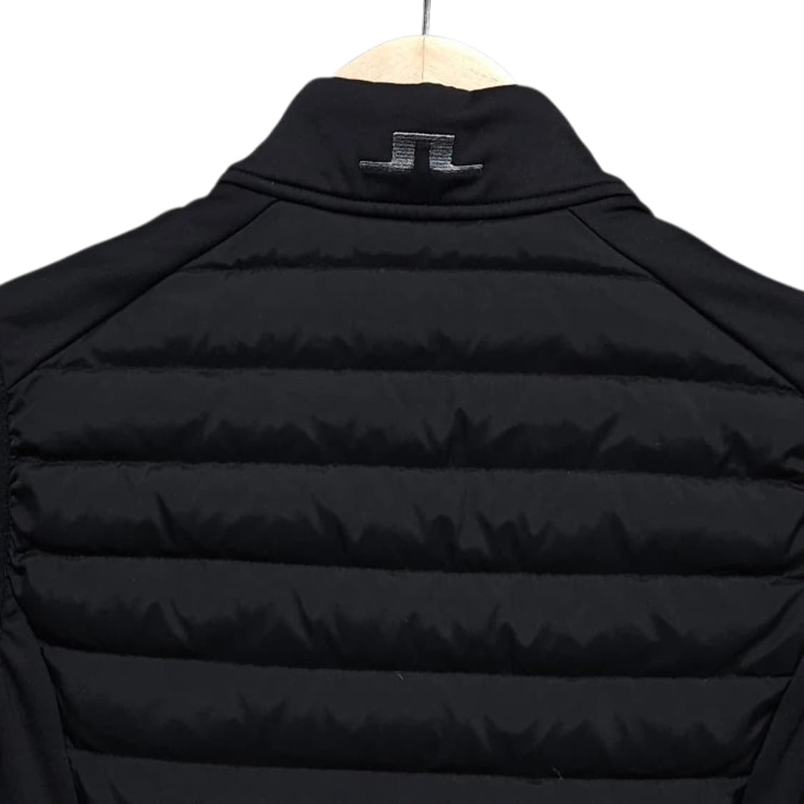 여성44~55)제이린드버그 골프 구스다운 패딩조끼 블랙 상품이미지5