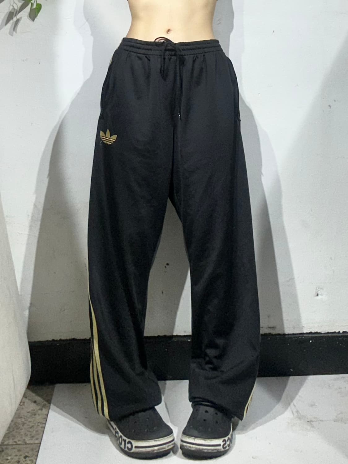 아디다스 블랙 골드 삼선 파이어버드 와이드 팬츠 M 상품이미지2