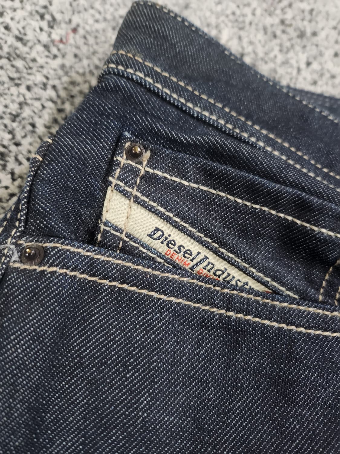 디젤(Diesel) 데님 팬츠
 상품이미지4