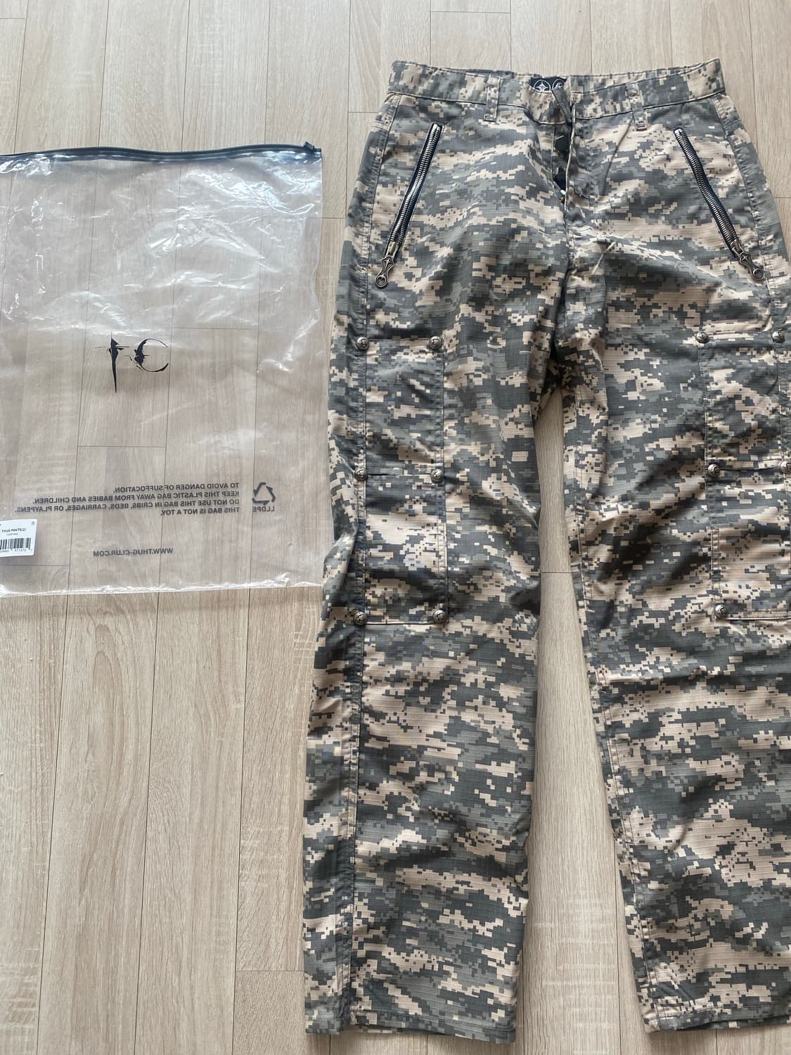 떠그클럽 바이오 솔져 팬츠 그레이 상품이미지2