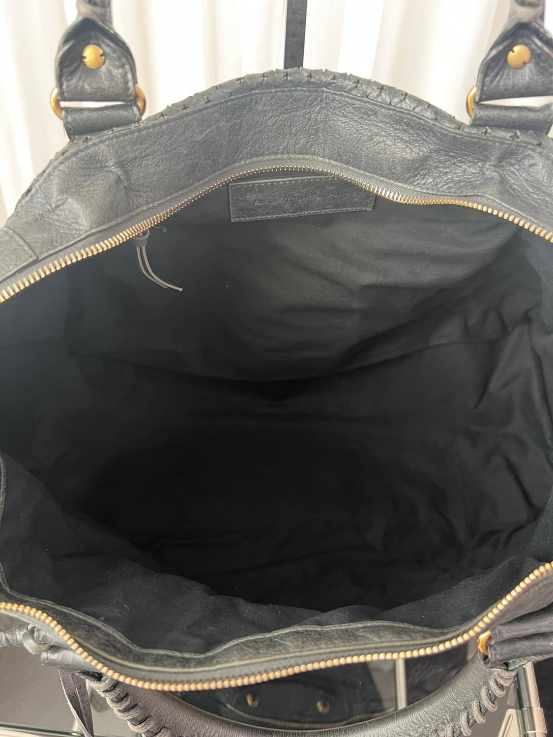 발렌시아가 시티 모터백 상품이미지6