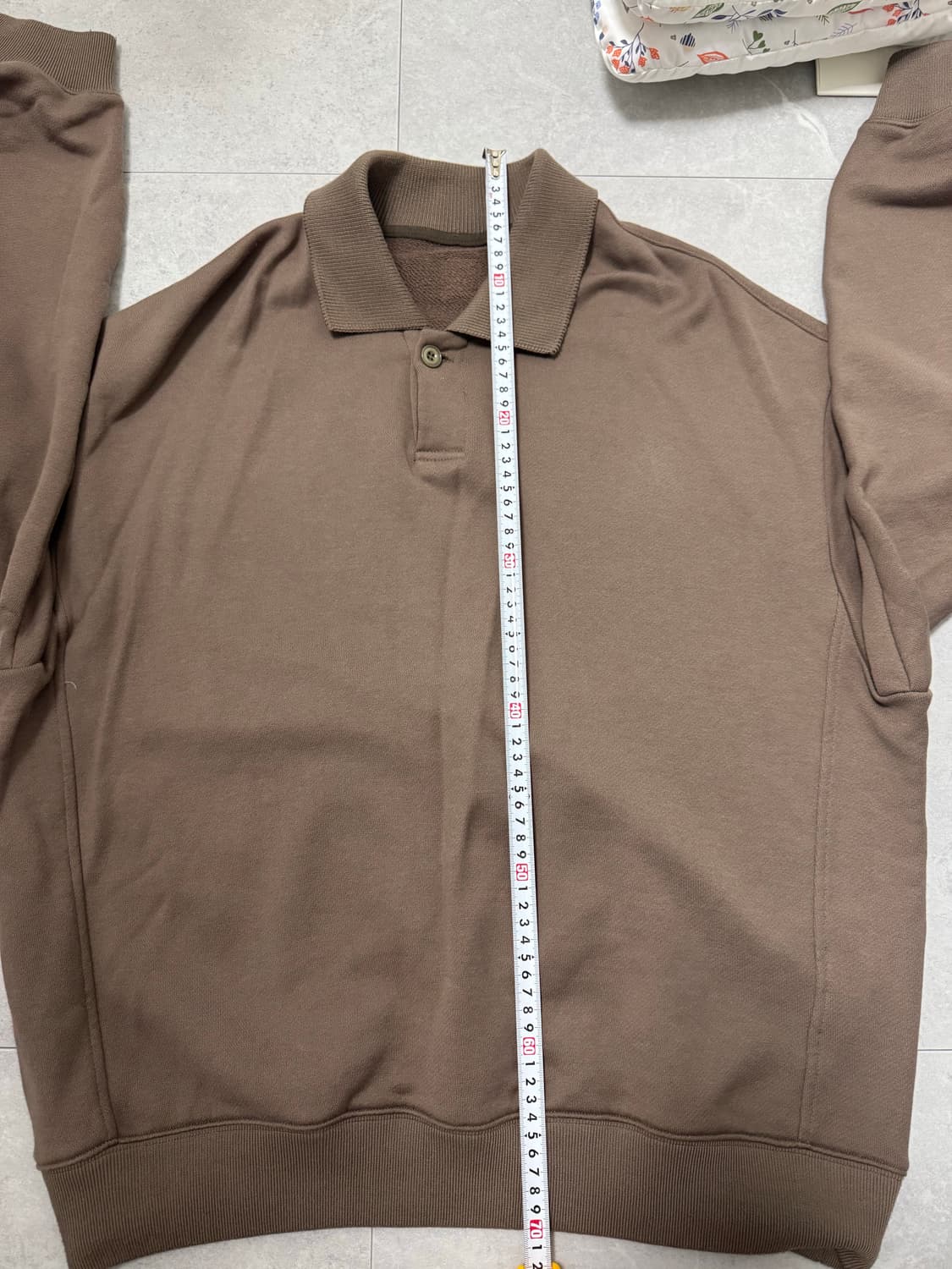 타임옴므 time homme 브라운 초콜릿 카라 맨투맨 드레익스 상품이미지6