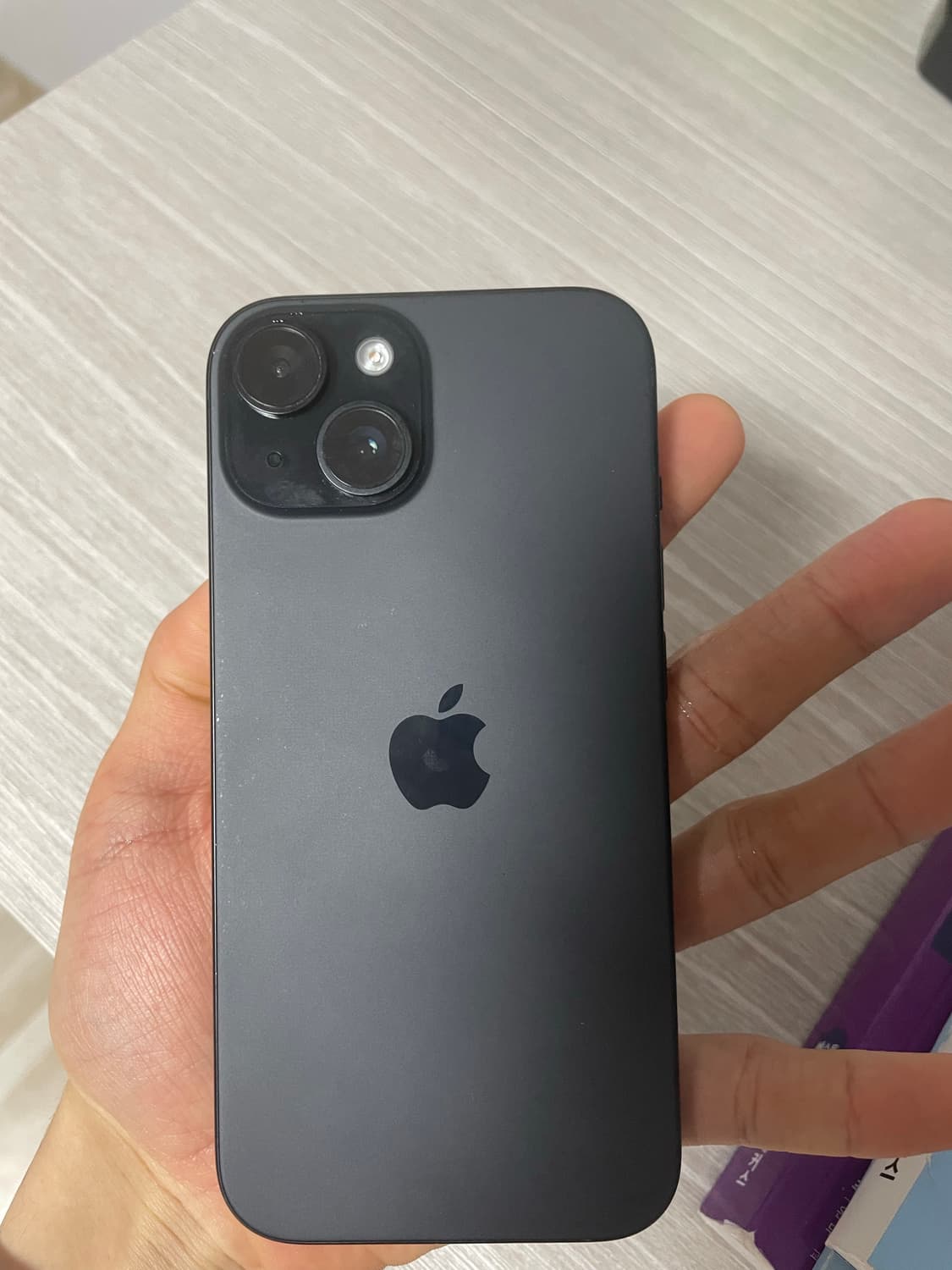 아이폰 15 블랙 128g 상품이미지2